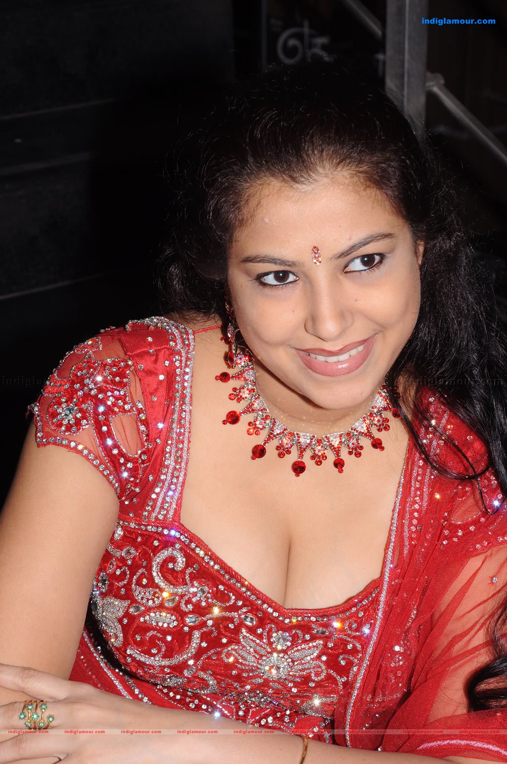 Anusha Actress hd photo