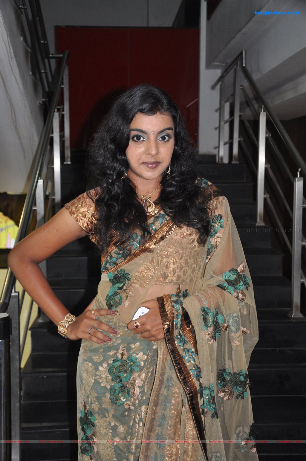 Divya Nagesh Actress hd photo