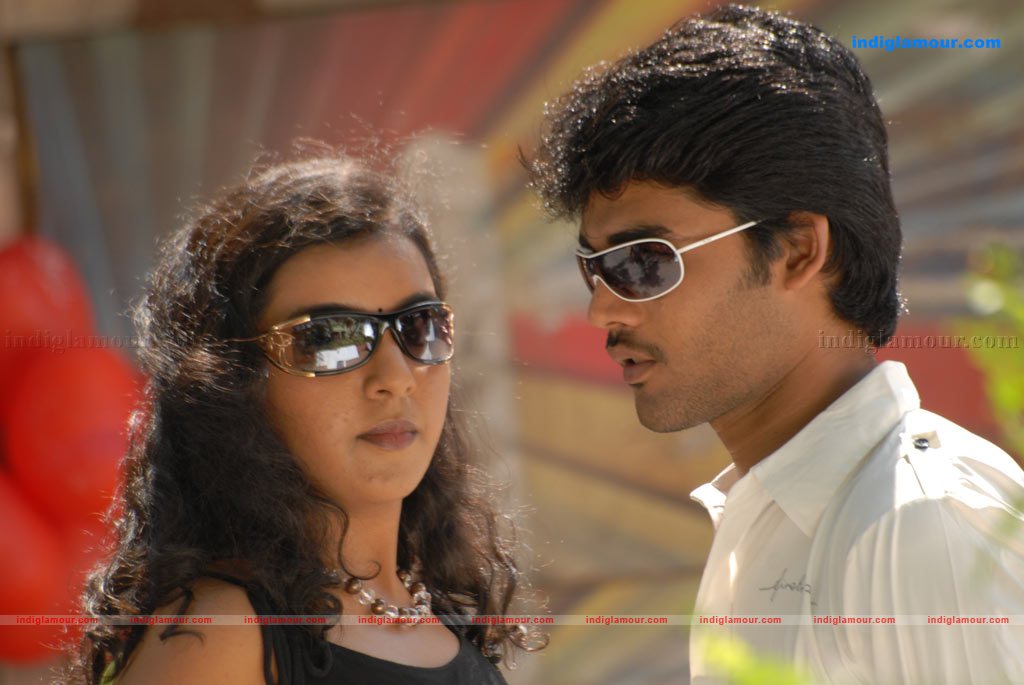 Divya Nagesh Actress hd photo