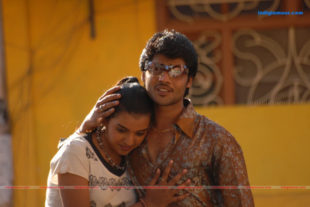 Divya Nagesh Actress hd photo