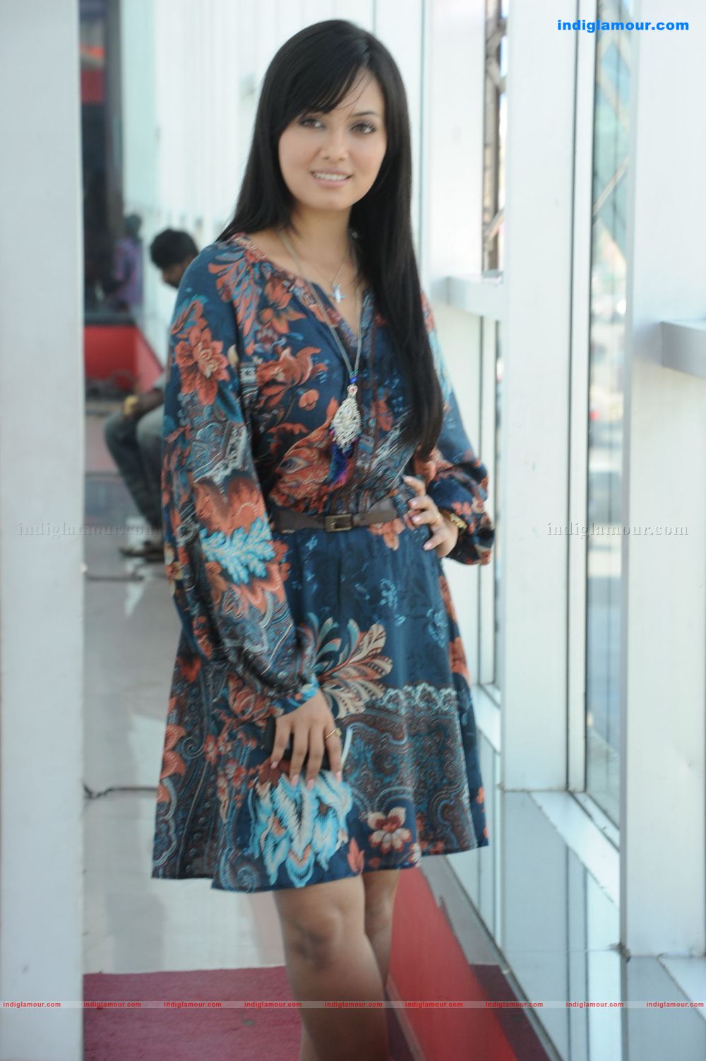Sana Khan Actress hd photo