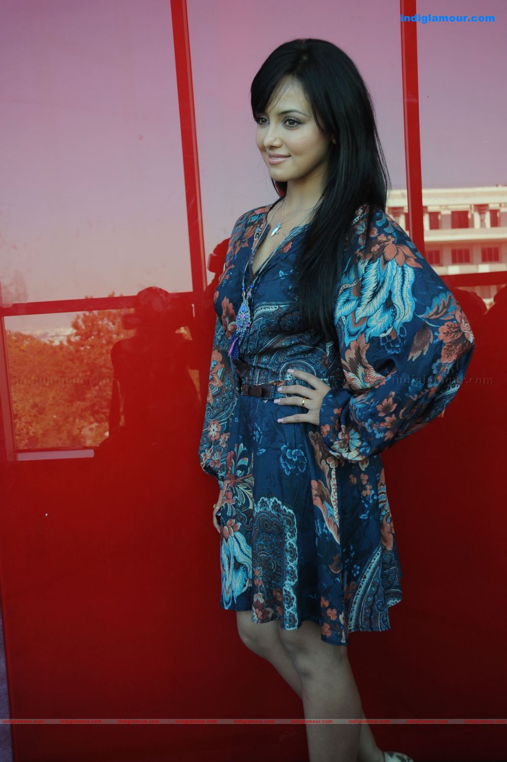 Sana Khan Actress hd photo