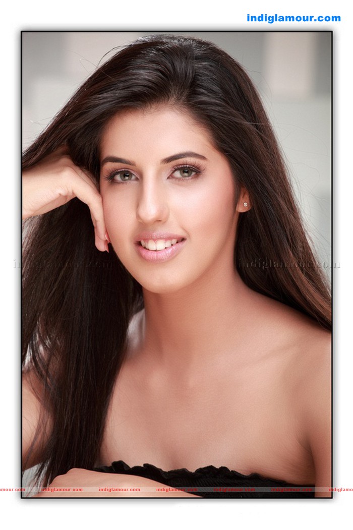 Shagun Pannu Actress hd photo