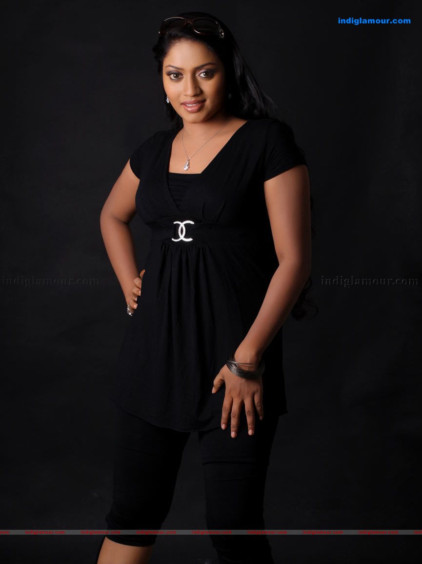 Mallika Actress hd photo