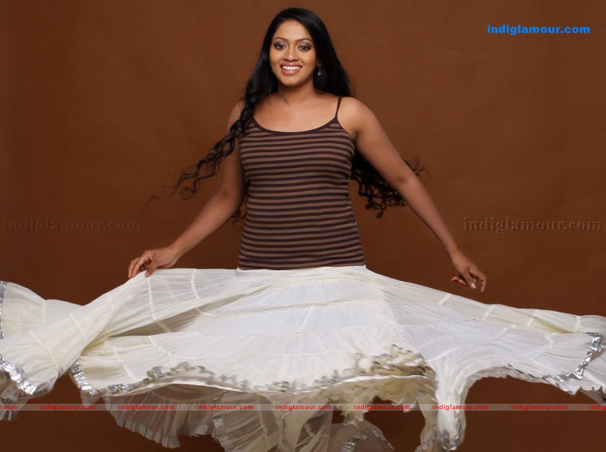 Mallika Actress hd photo