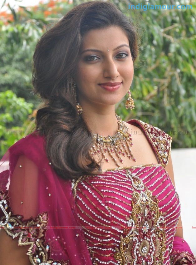 Hamsa Nandini Actress hd photo