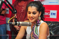 Tapsee Actress hd photo