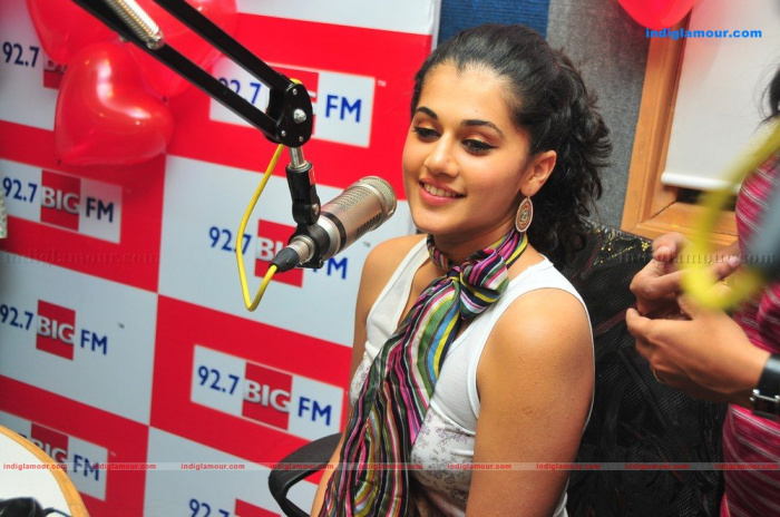 Tapsee Actress hd photo