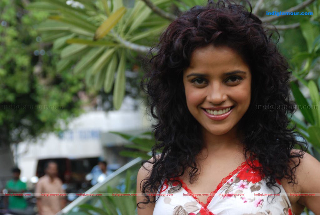 Piaa Bajpai Actress hd photo