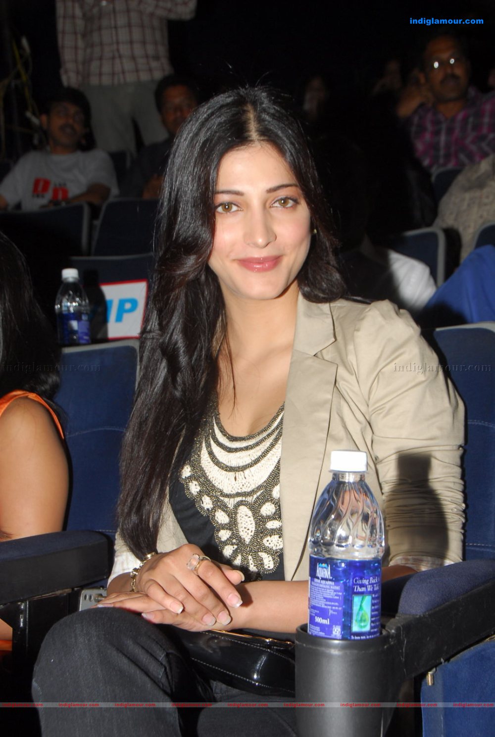 Shruti Hassan Actress hd photo