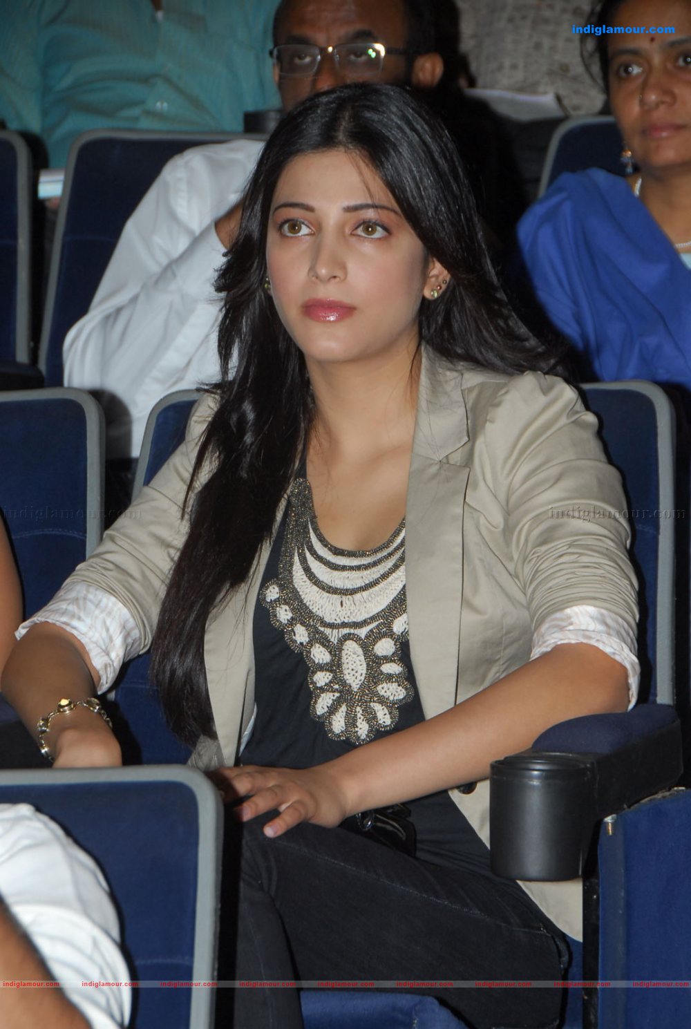 Shruti Hassan Actress hd photo