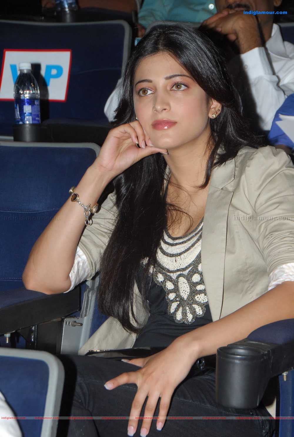Shruti Hassan Actress hd photo