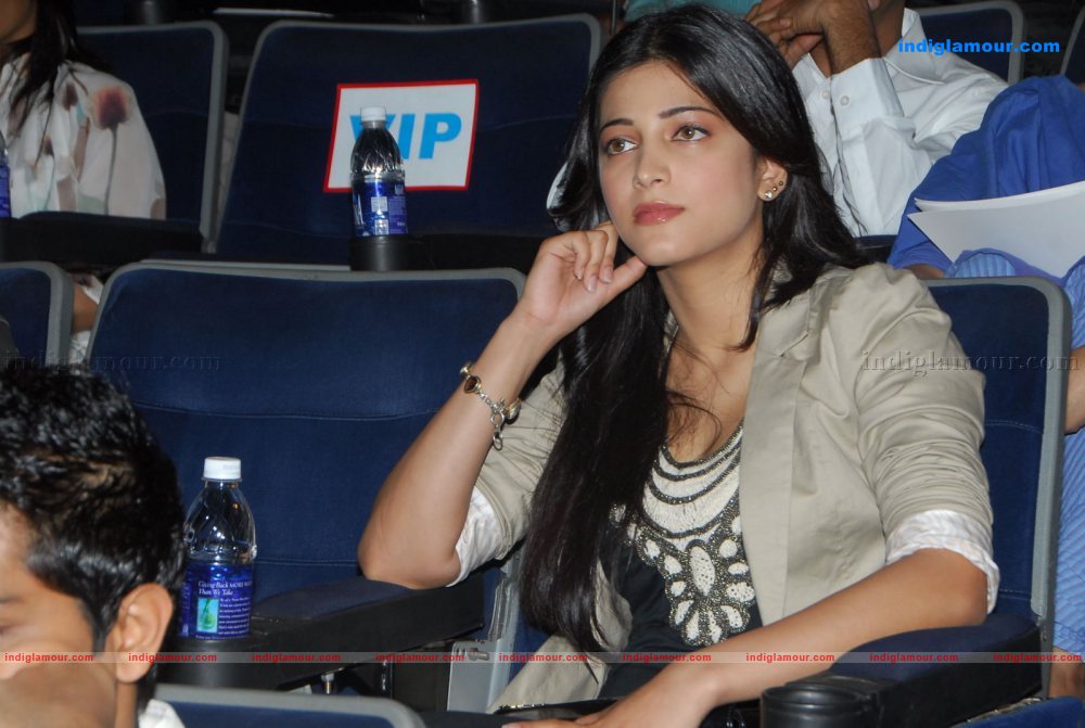Shruti Hassan Actress hd photo