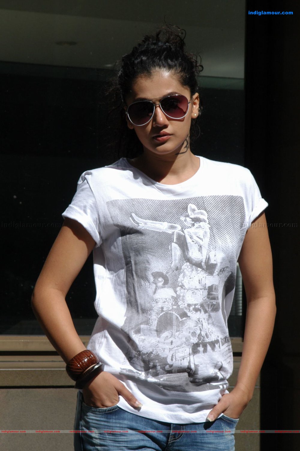 Tapasee Actress hd photo