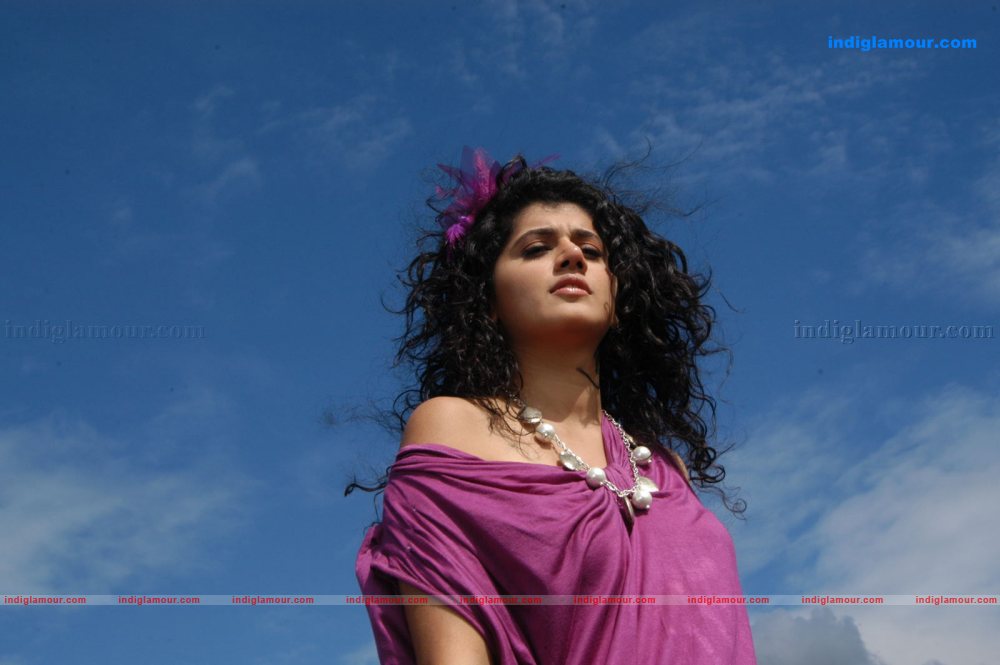 Tapasee Actress hd photo