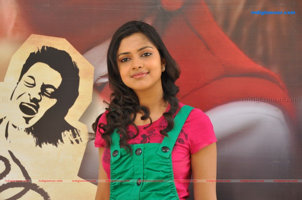 Amala Paul Actress hd photo