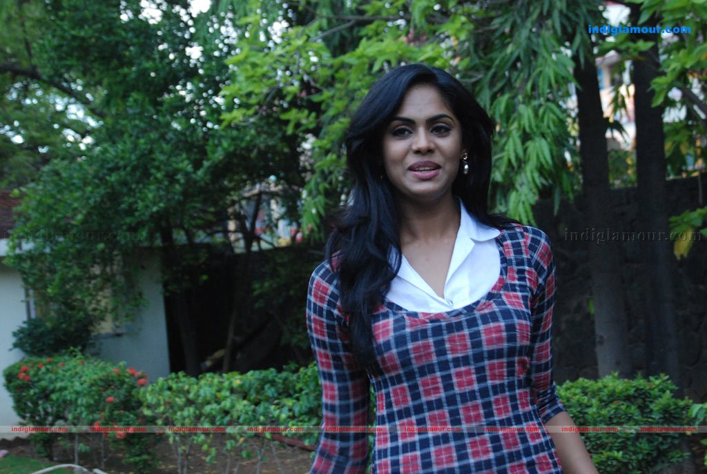 Karthika Nair Actress hd photo