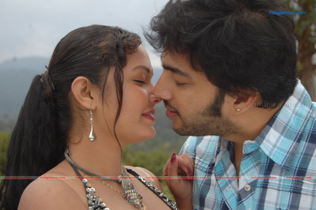 Pavina Actress hd photo
