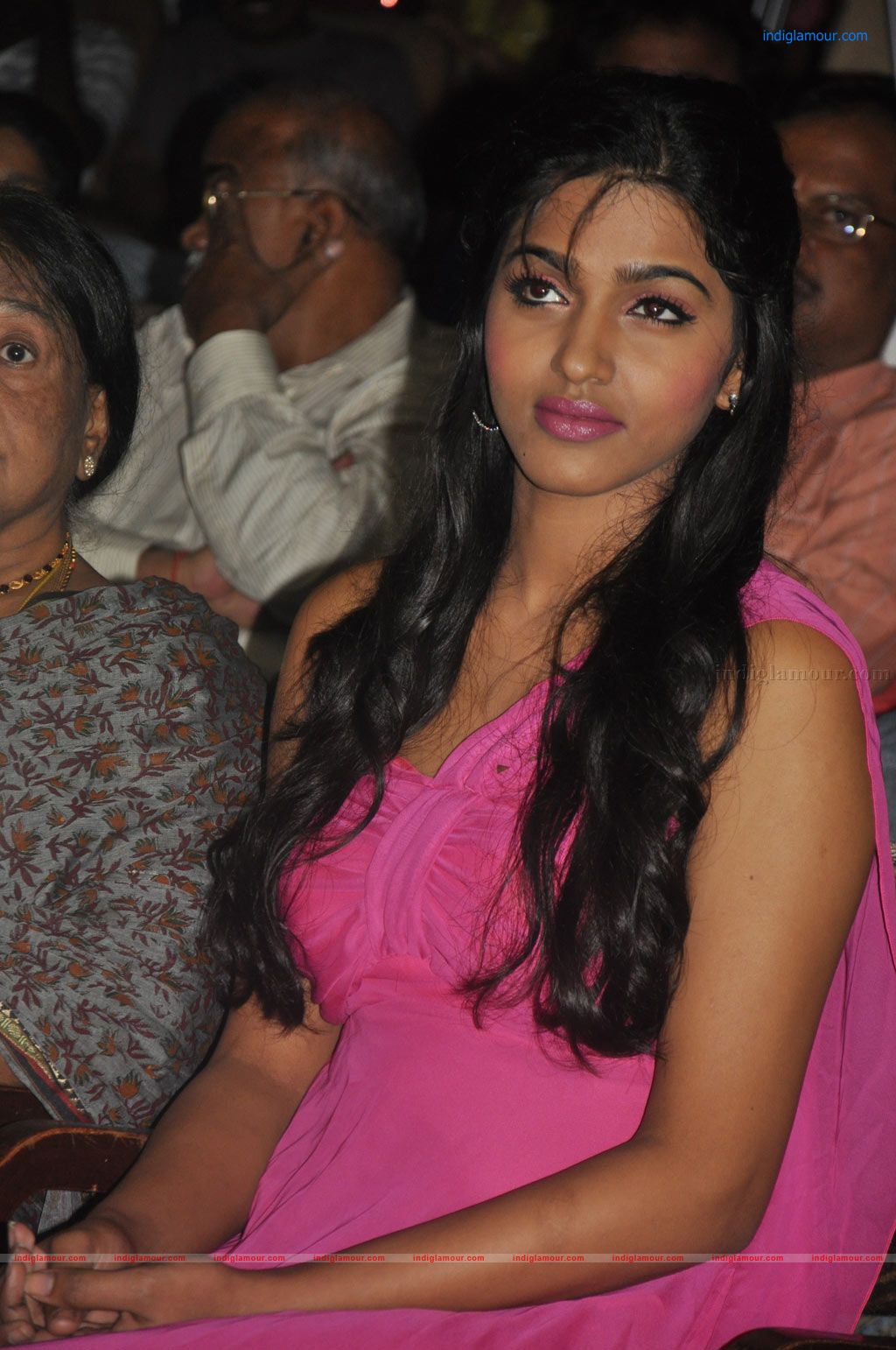 Dhanshika Actress hd photo