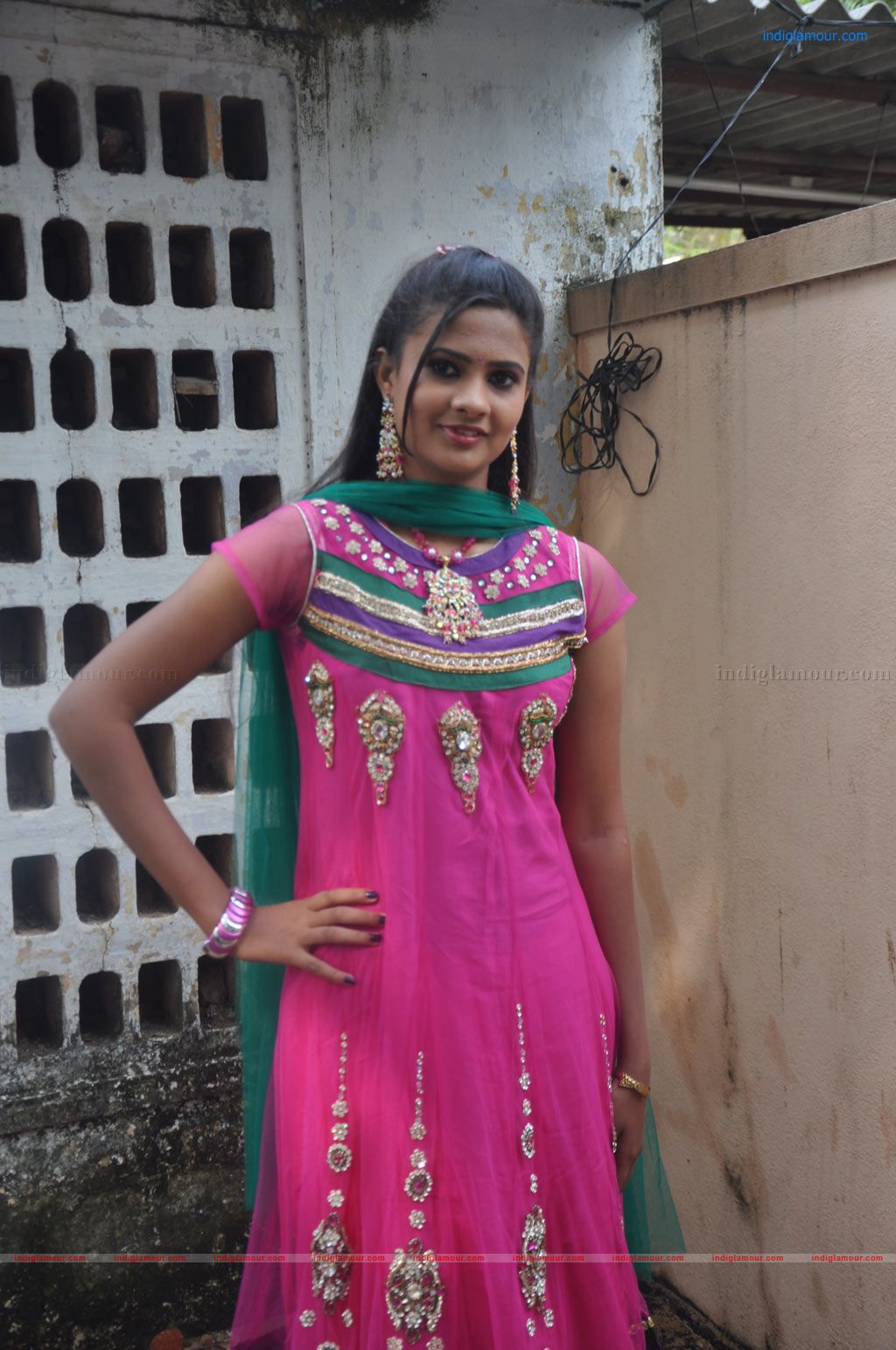 Sri Shalini Actress hd photo