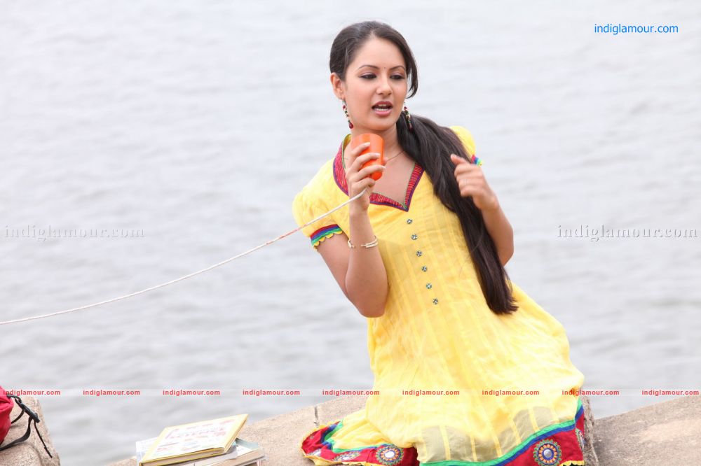 Pooja Bose Actress hd photo