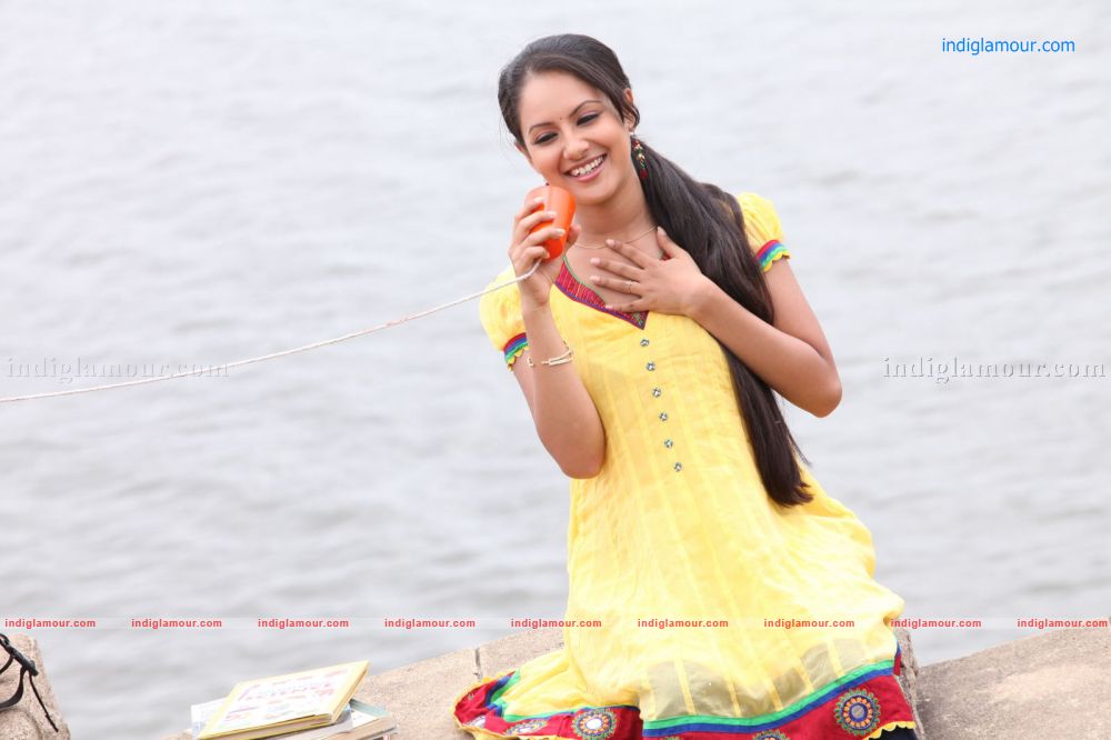 Pooja Bose Actress hd photo