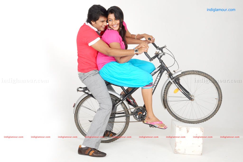 Saranya Actress hd photo