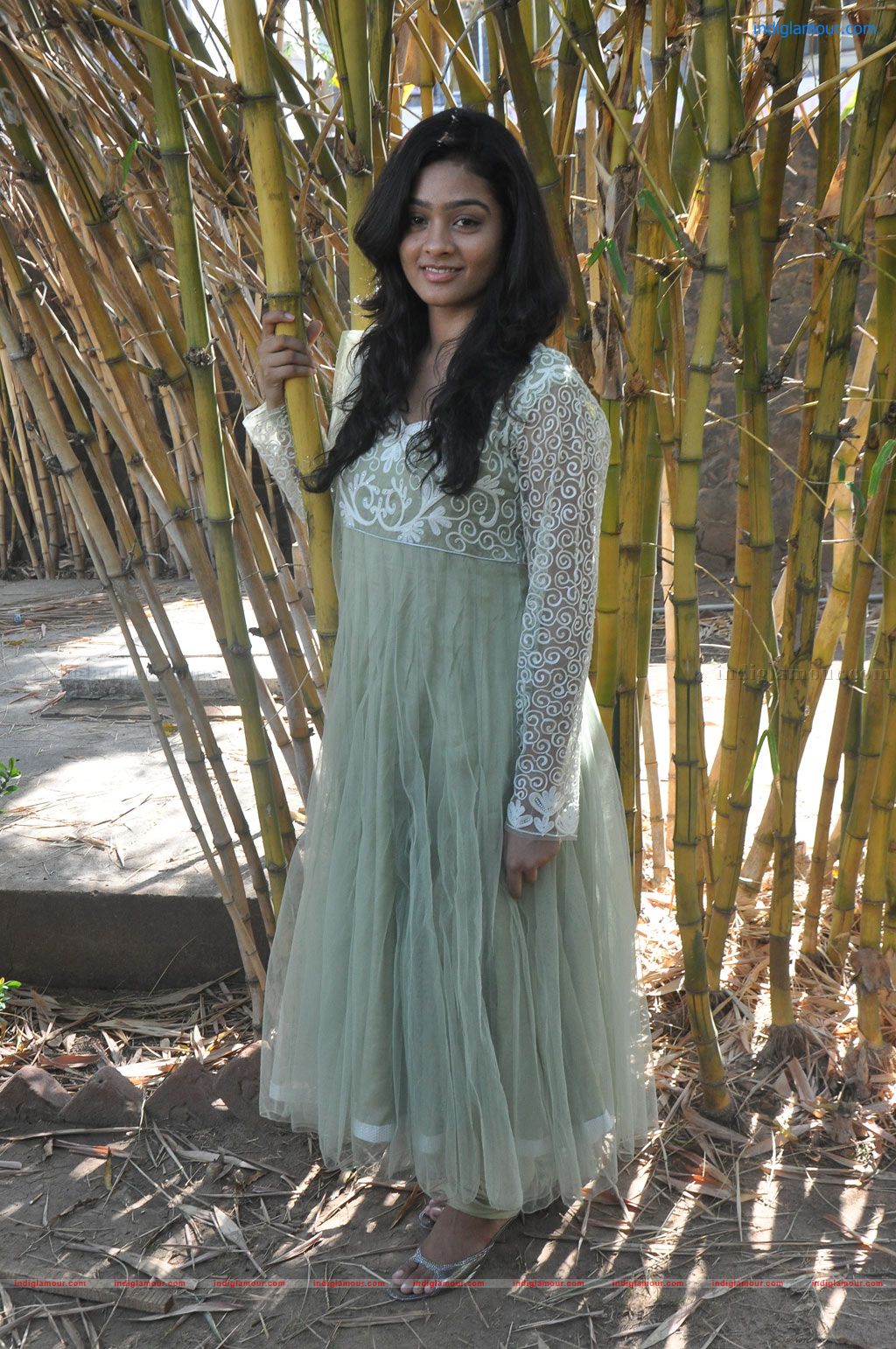 Gayathri Actress hd photo