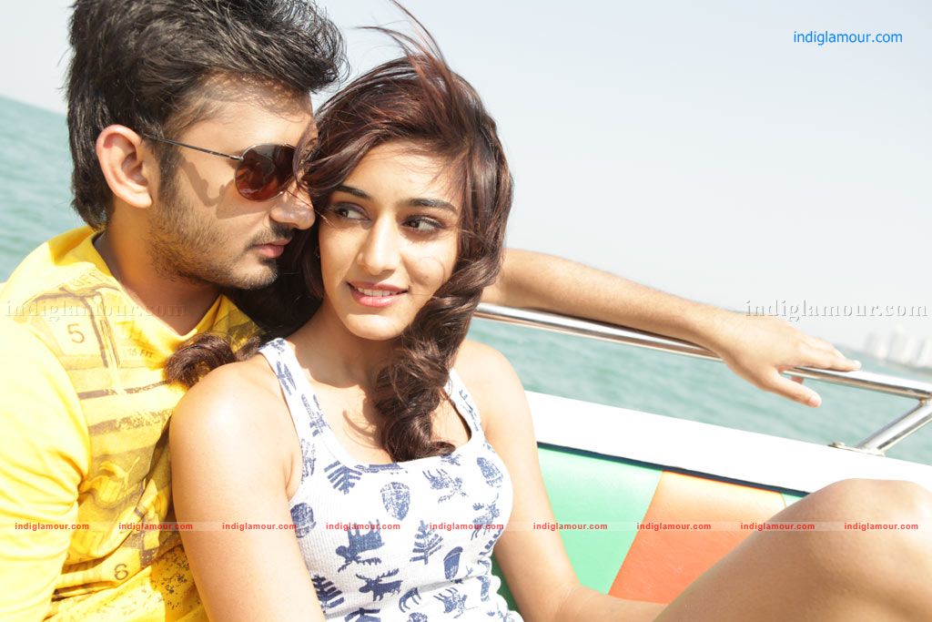 Erica Fernandes Actress hd photo