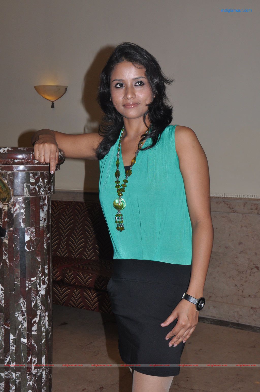Urmila Actress hd photo