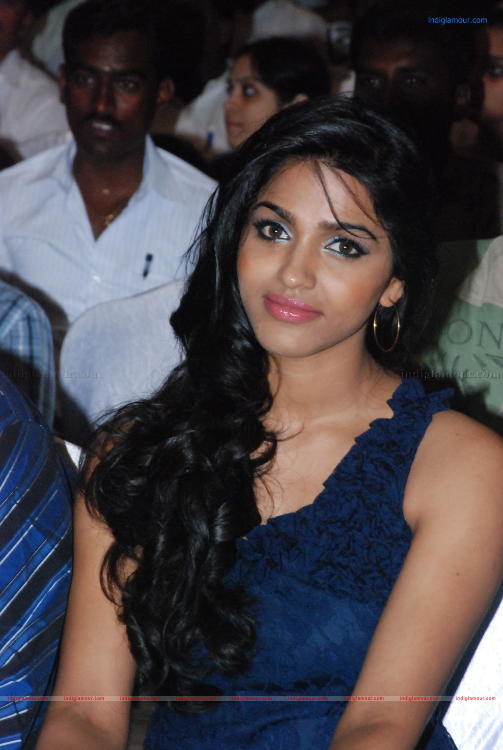 Dhansika Actress hd photo