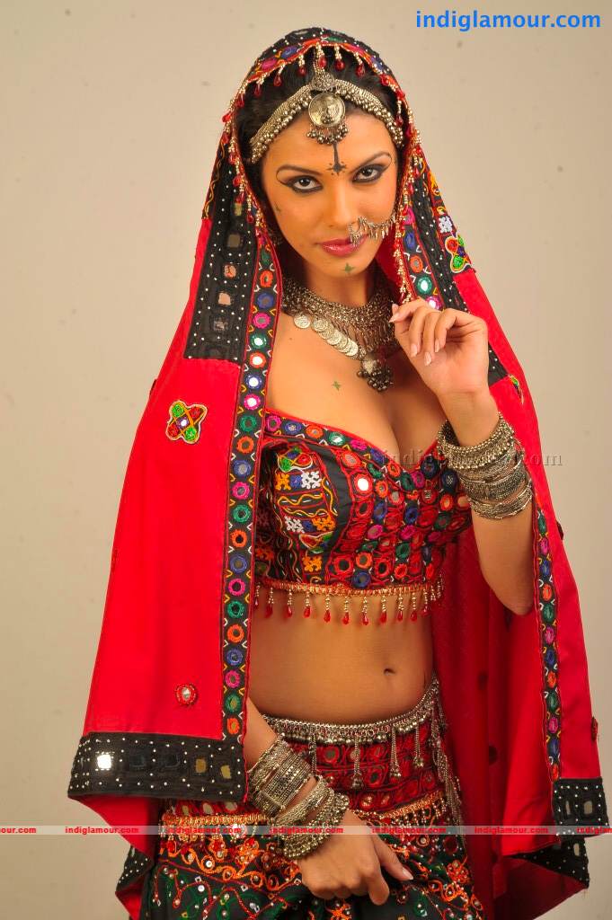 Gabriela Bertante Actress hd photo