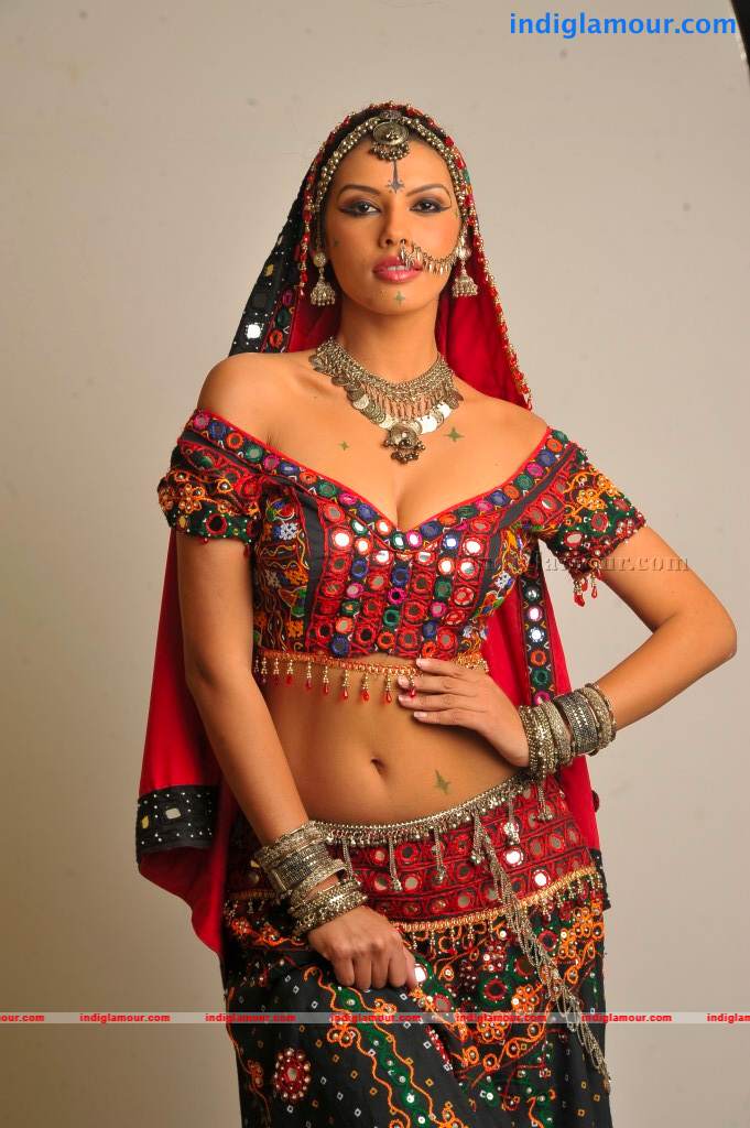 Gabriela Bertante Actress hd photo