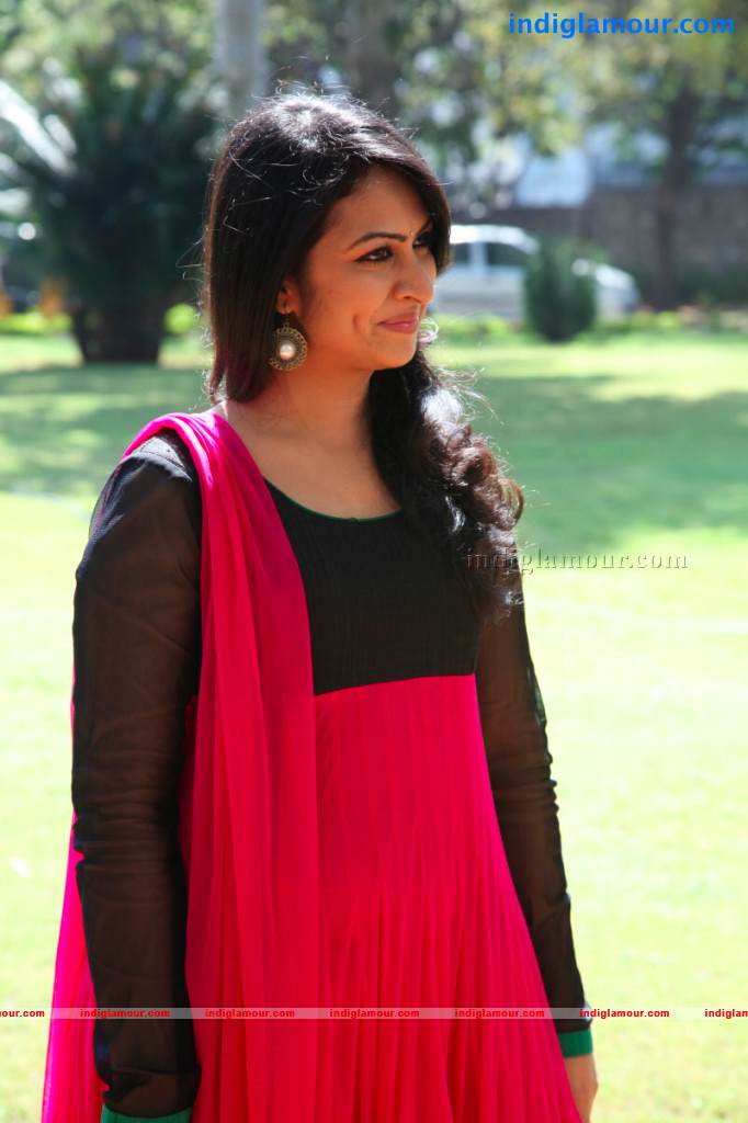 Sagari Venkata Actress hd photo