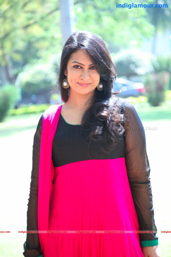 Sagari Venkata Actress hd photo