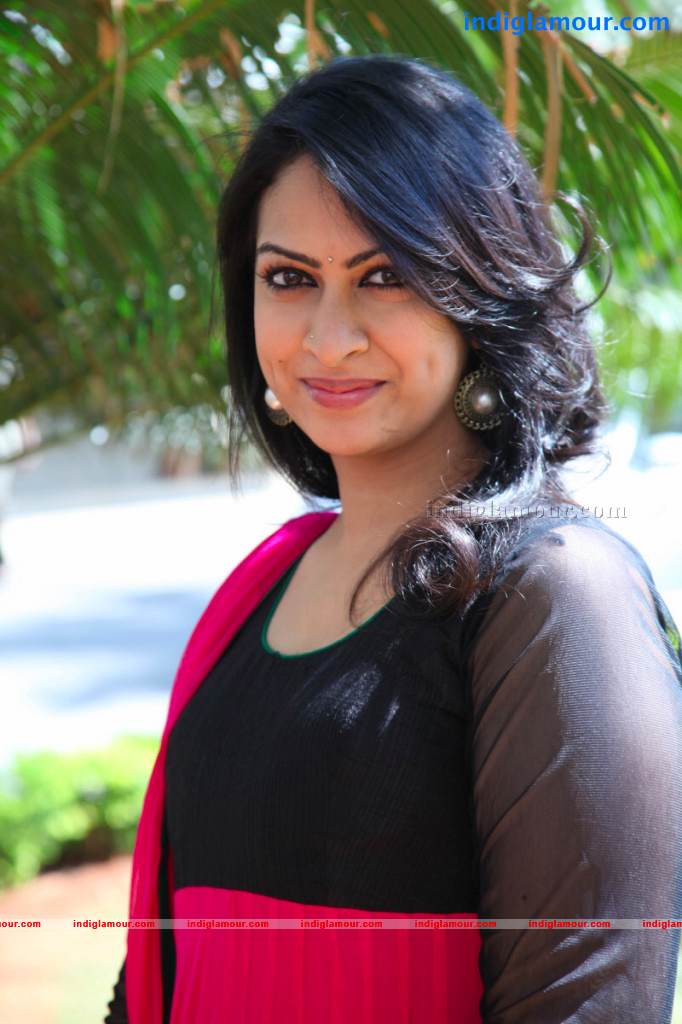 Sagari Venkata Actress hd photo