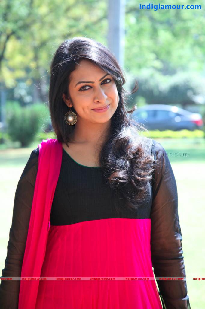 Sagari Venkata Actress hd photo