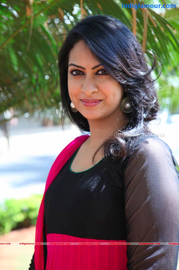 Sagari Venkata Actress hd photo