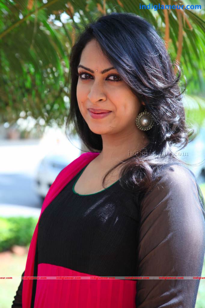 Sagari Venkata Actress hd photo