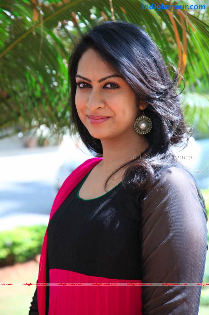 Sagari Venkata Actress hd photo