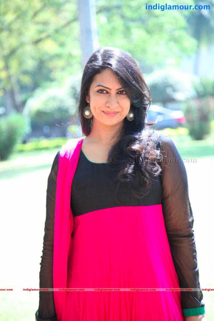 Sagari Venkata Actress hd photo