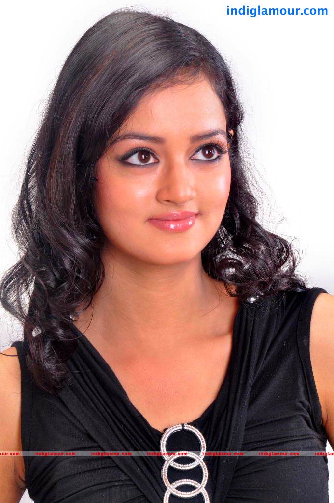 Shanvi Actress hd photo