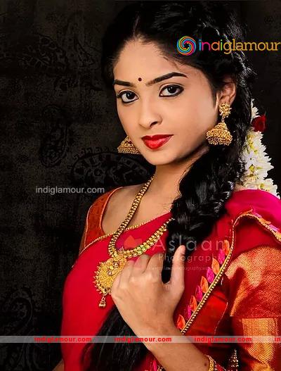 Akila Narayanan Actress hd photo