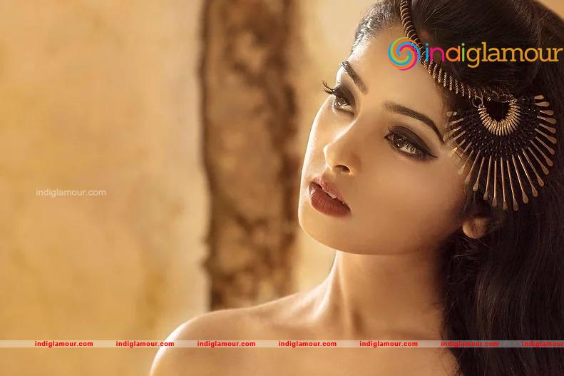 Akila Narayanan Actress hd photo