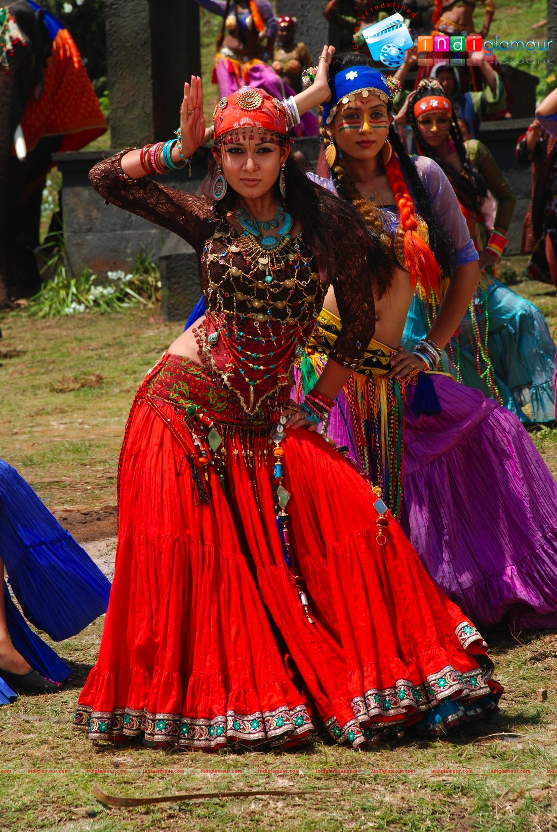 Aadhavan Movie hd photo