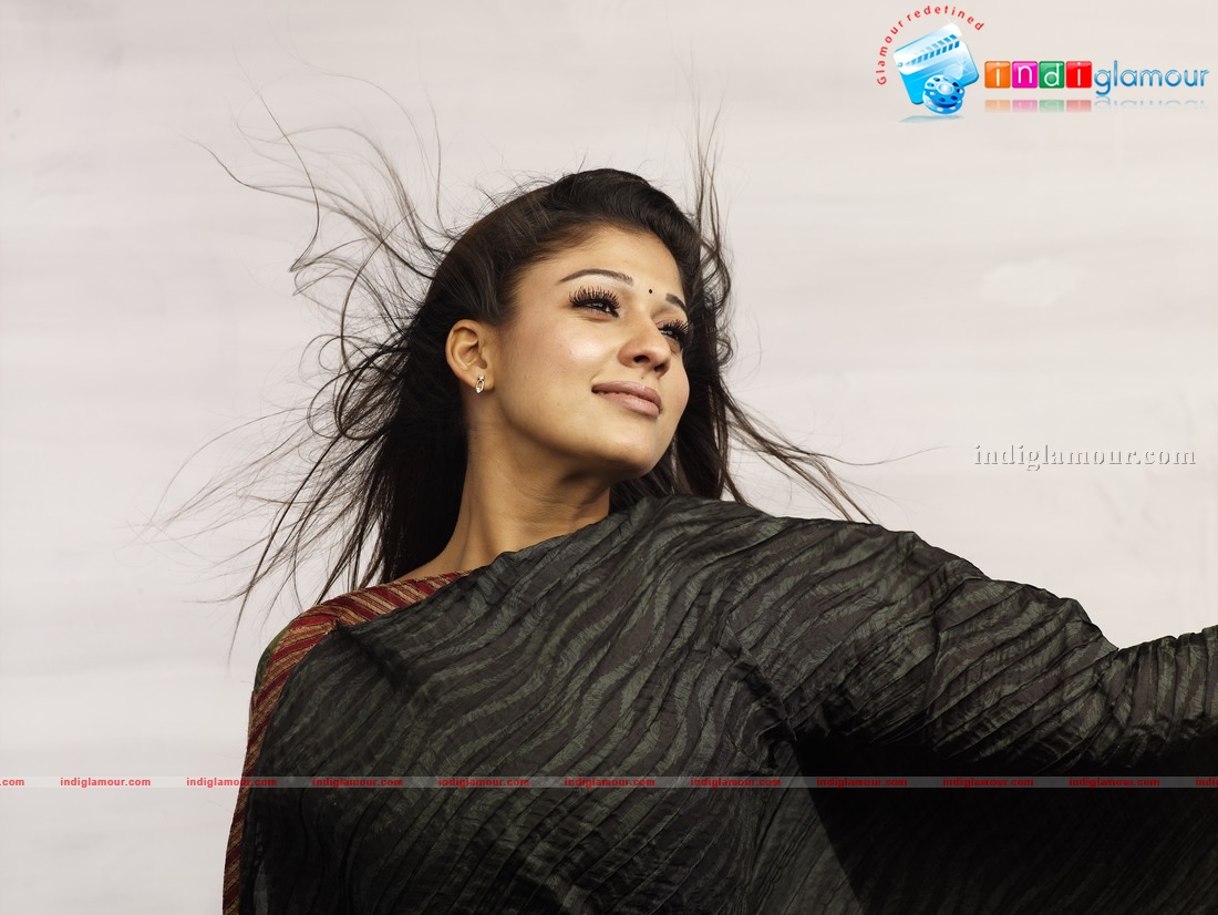 Aadhavan Movie hd photo