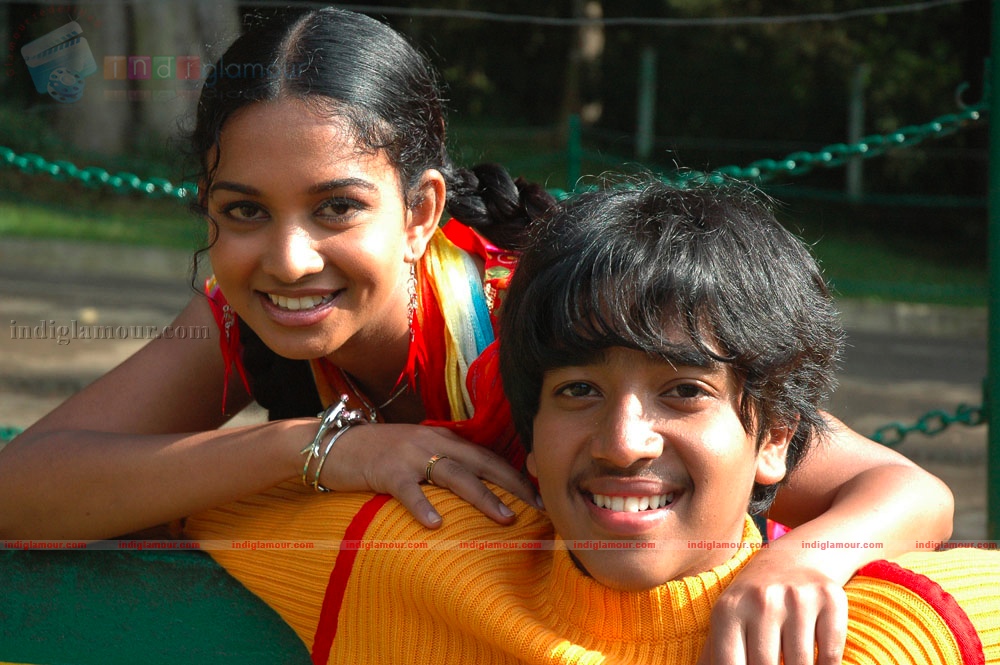 365 Kadhal Kadithangal Movie hd photo