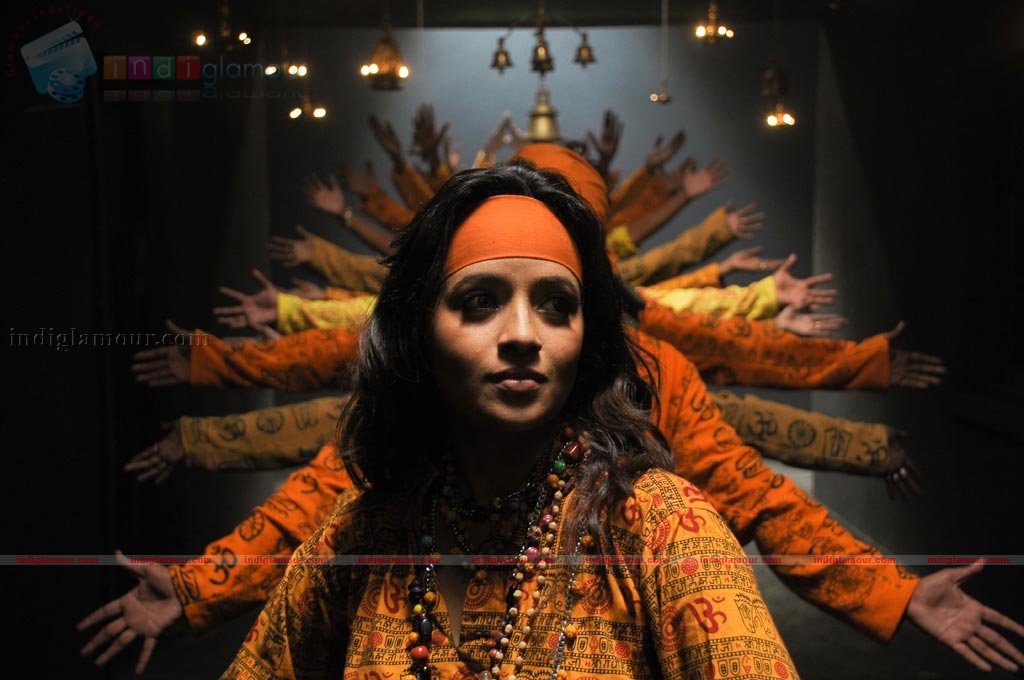 Aayirathil Oruvan Movie hd photo
