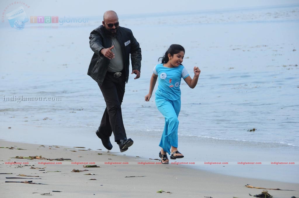 Innisai Kavalan Movie hd photo