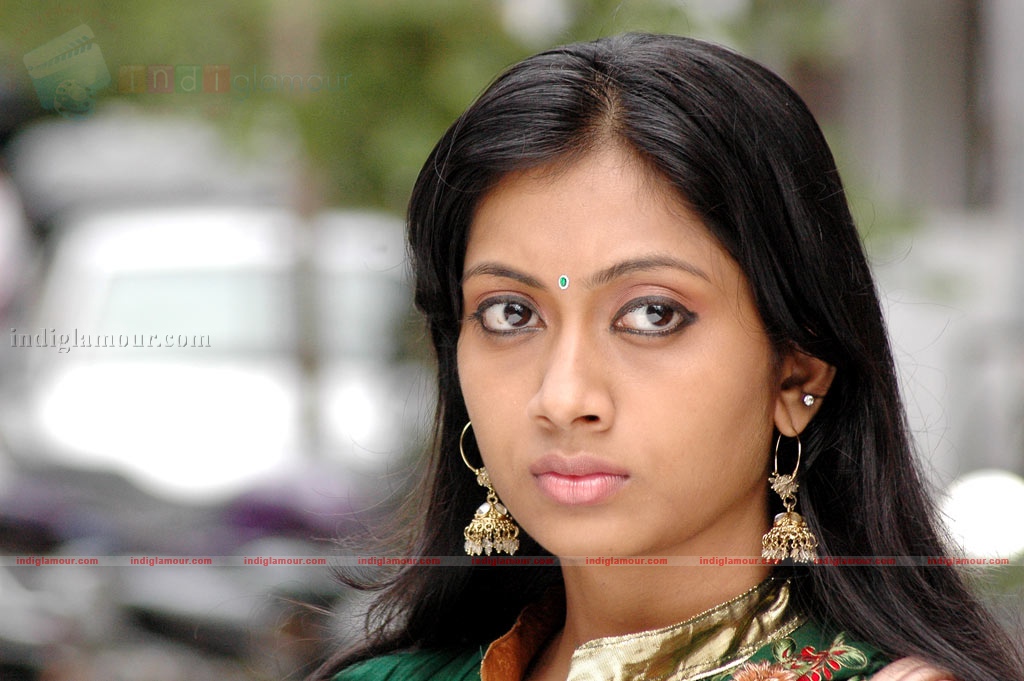 Bhayam Ariyaan Movie hd photo